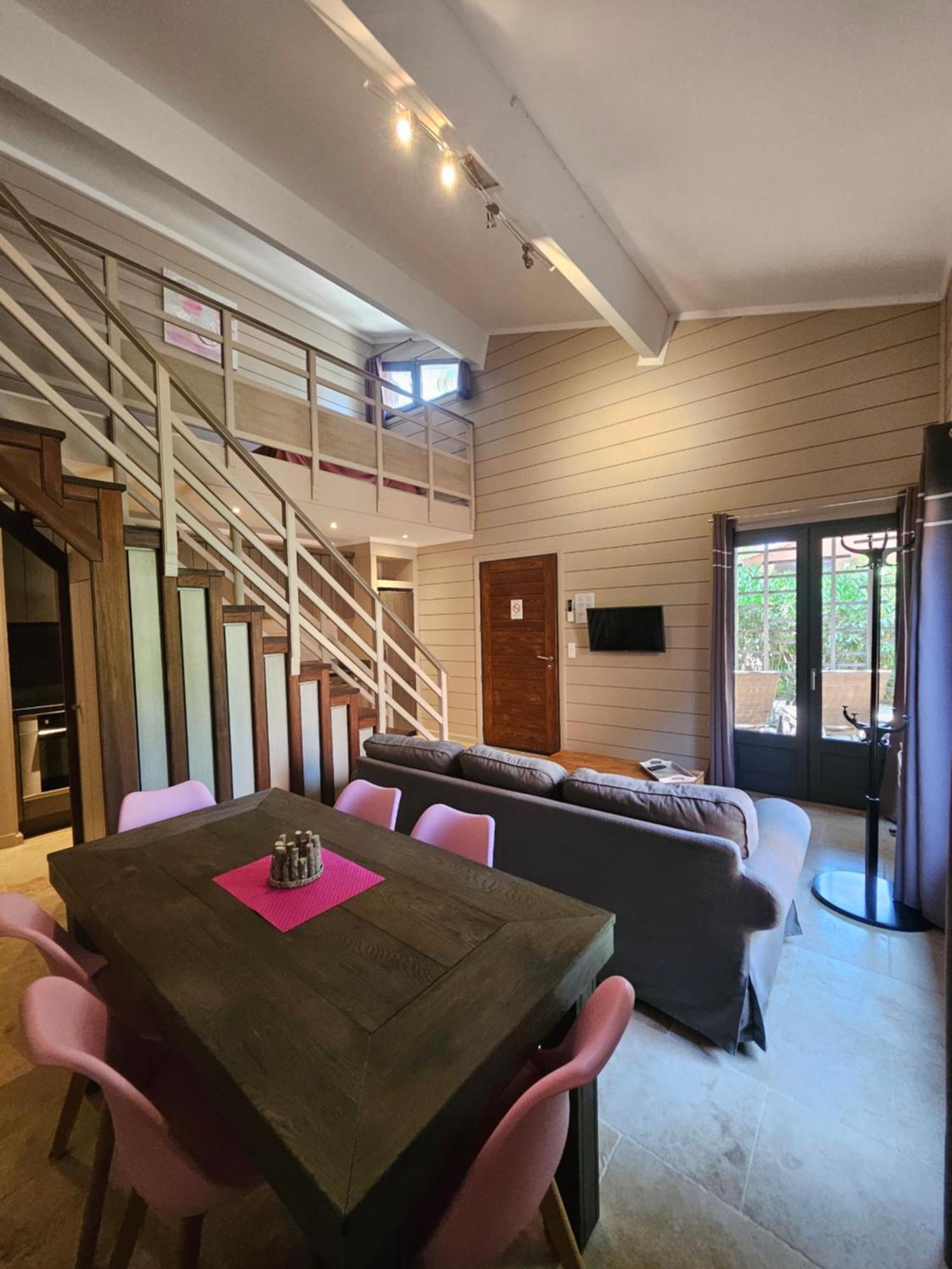 Residence Saint Pierre Гримо Экстерьер фото